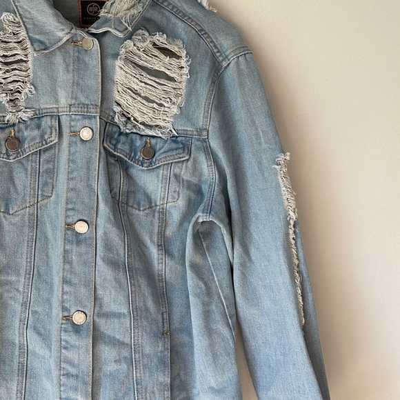 BOOM BOOM JEANS Destroyed Distressed Denim Jacket L - Picture 4 of 16